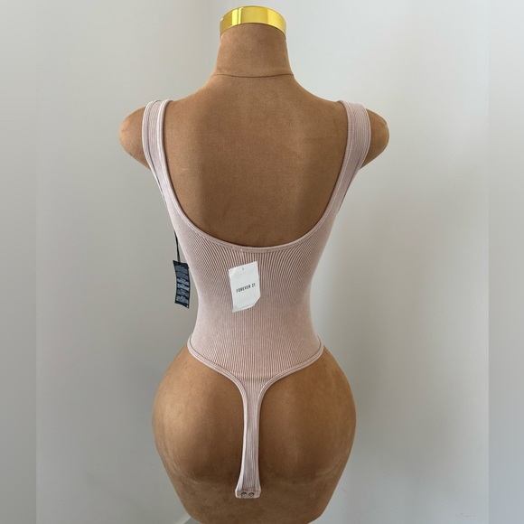 NWT Forever 21 tan ribbed bodysuit in small/medium - Picture 2 of 8